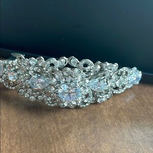 Elegant Silver tone Crystal Hair Clip rhinestones 3 inches